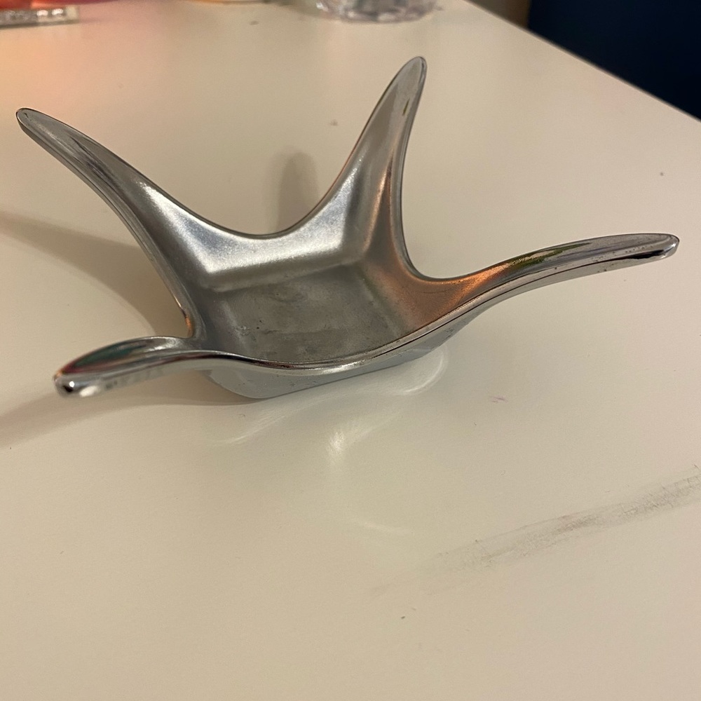 Jewelry / trinket holder